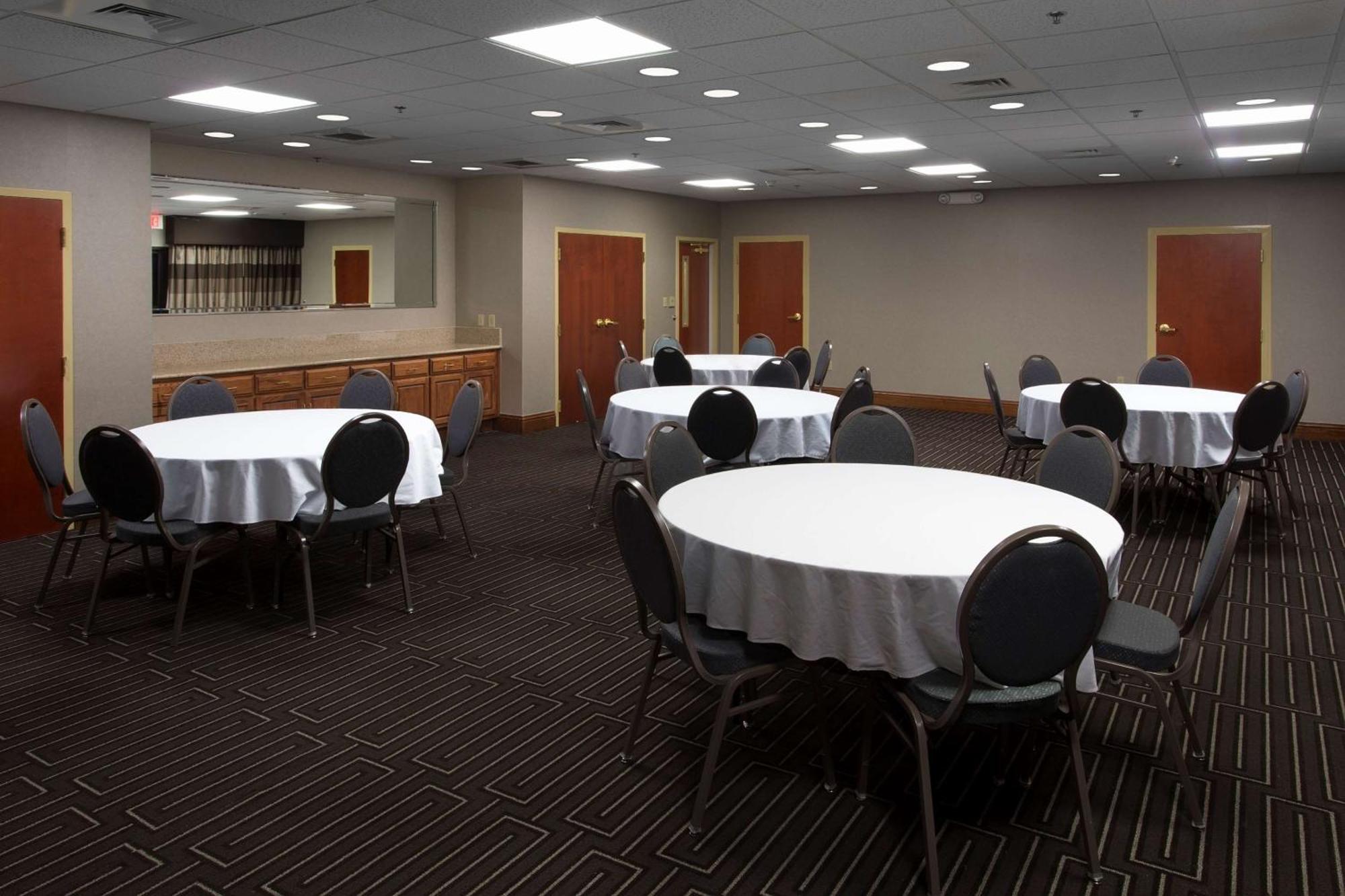 Hampton Inn Troy Luaran gambar