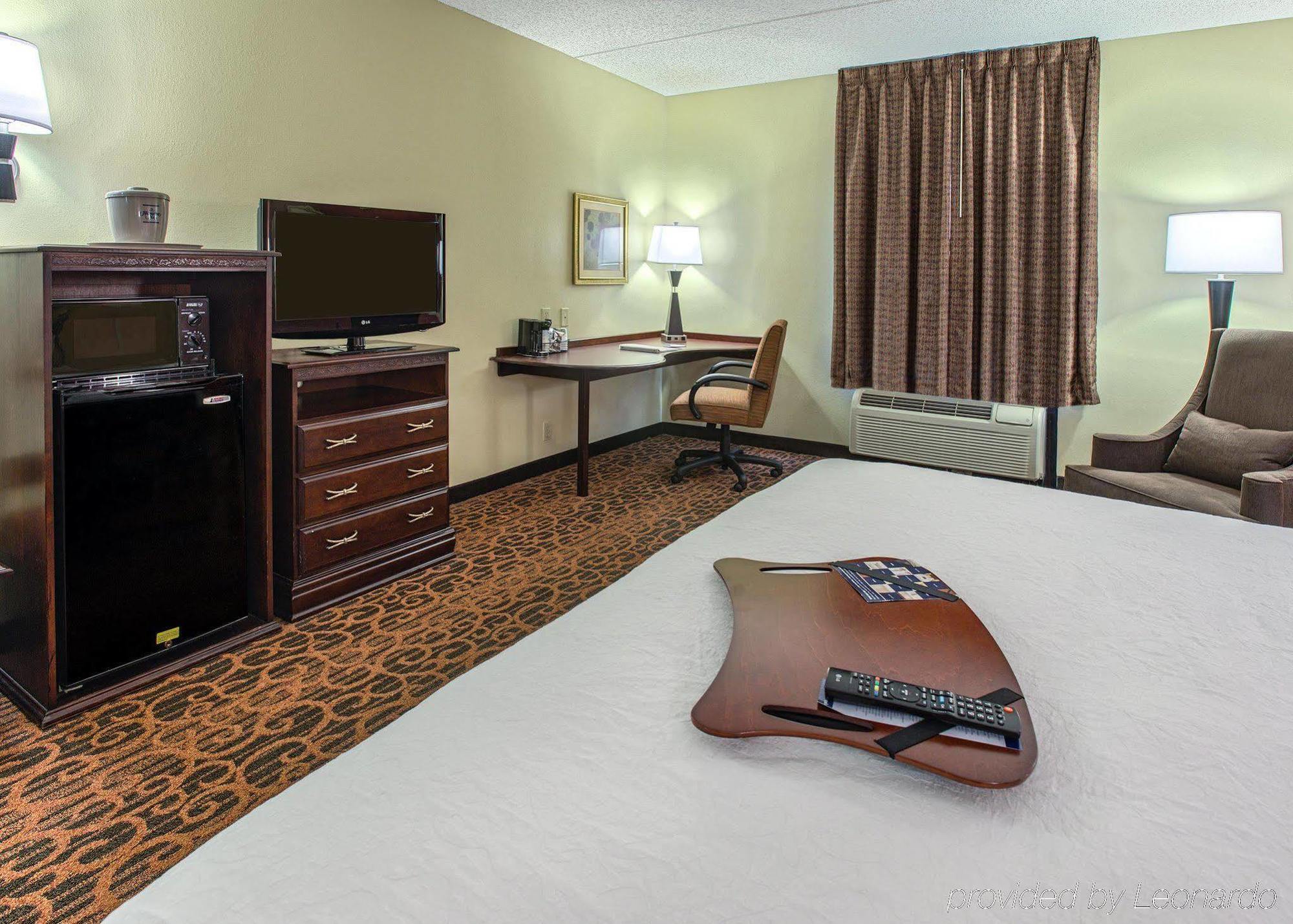 Hampton Inn Troy Luaran gambar